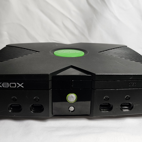 Original Xbox Console - Picture 10 of 15